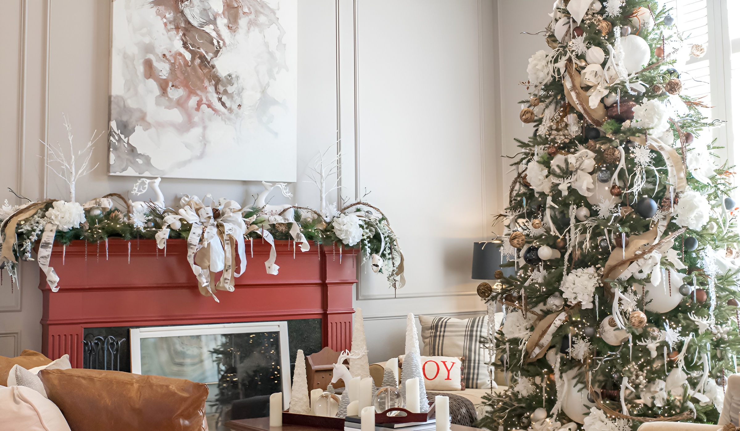 Кімната з новорічним декором BonaDi та Dashuri - фото