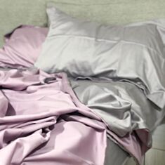 Комплект постельного белья Na Khmari сатин элитный Grey + Lilac 200*220 см - фото